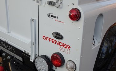 Land Rover Defender 90 Bowler Edition 3