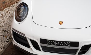 Porsche 911 (991.2) Carrera 4 GTS 26
