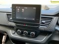Renault Trafic 2.0 dCi Blue LL30 Sport Crew Van L2 H1 Euro 6 (s/s) 6dr 33