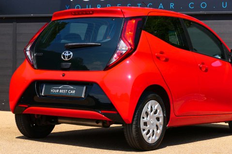 Toyota Aygo 1.0 Aygo X-Play TSS VVT-i 5dr 14