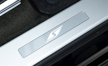 Bentley Bentayga V8 S 22