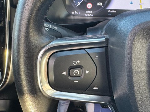 Volvo XC40 1.5 T3 Inscription Pro Euro 6 (s/s) 5dr 37