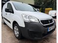 Peugeot Partner 1.6 BlueHDi 854 Professional Panel Van 5dr Diesel Manual L1 (112 g/km, 97.6 3