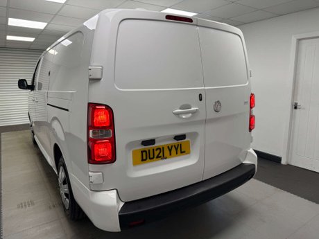 Vauxhall Vivaro 1.5 Vivaro 2900 Sportive S/S 24
