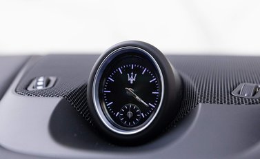 Maserati Levante V6 GRANSPORT 16
