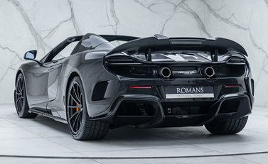 McLaren 675LT Spider MSO Carbon Series 10