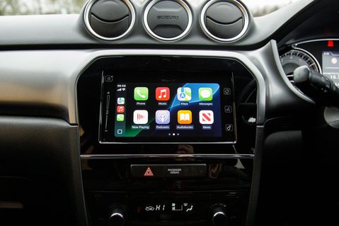 Suzuki Vitara SZ-T BOOSTERJET MHEV 27