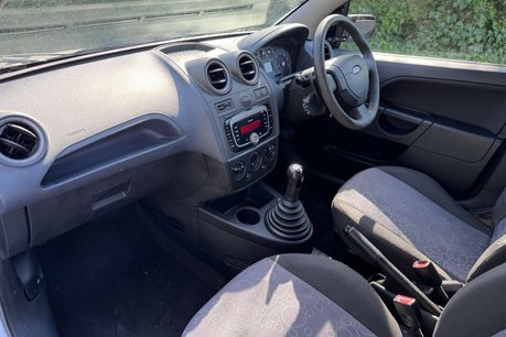 Ford Fiesta 1.25 Style Climate Hatchback 5dr Petrol Manual (142 g/km, 74 bhp) 19