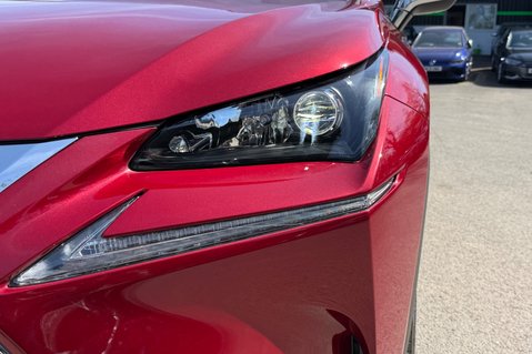 Lexus NX 300H LUXURY - PANORAMIC ROOF -2 OWNERS - 7 LEXUS SERVICES 60