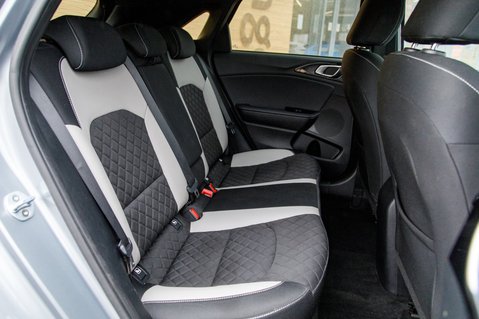 Kia Ceed GT-LINE LUNAR EDITION ISG 31