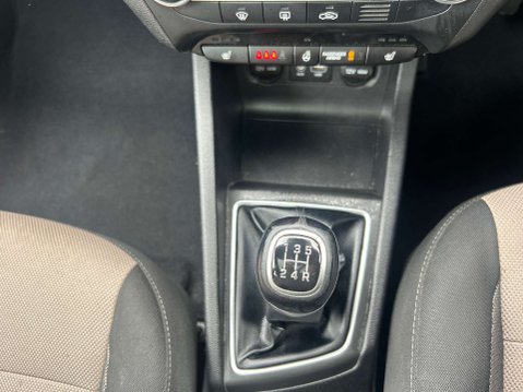 Hyundai i20 1.2 i20 Premium SE MPI 5dr 39