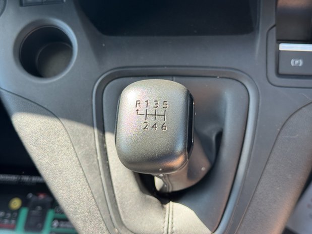 Toyota Proace City SWB L1H1 [SOLD CM] Low Roof Icon Air Con Sensors EURO 6 35