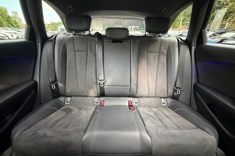 Audi A4 AVANT TDI S LINE BLACK EDITION -B&O - VIRTUAL COCKPIT -REVERSE CAMERA  17