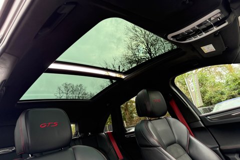 Porsche Macan GTS PDK -BURMESTER HIGH END -PAN ROOF -GTS SPORT PACK-PTV PLUS -£19K EXTRAS 65
