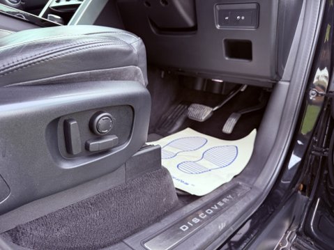 Land Rover Discovery SDV6 HSE LUXURY 22