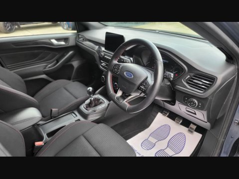 Ford Focus ST-LINE 4