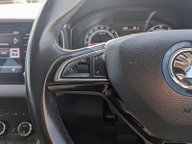 Skoda Karoq SE TDI SCR DSG 21