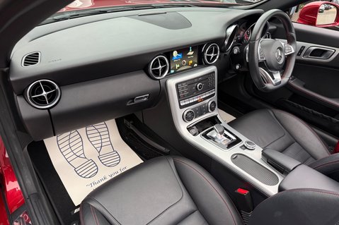Mercedes-Benz SLC SLC 250 D AMG LINE -£35 ROAD TAX -PAN ROOF -£35 ROAD TAX -2 OWNERS 23