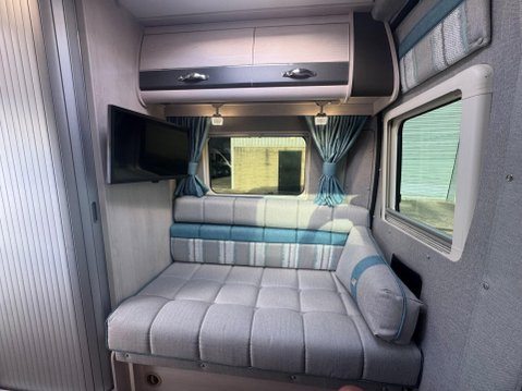 Auto-Sleepers Fairford BLUEHDI 435 L4H2 W/V 11
