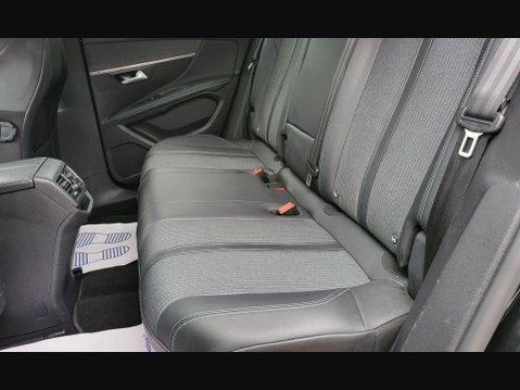 Peugeot 3008 PURETECH S/S ALLURE PREMIUM 22