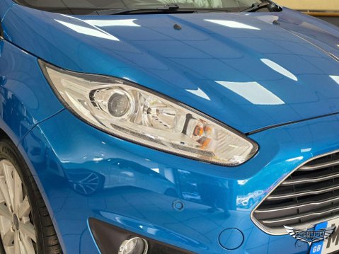 Ford Fiesta 1.0T EcoBoost Titanium Euro 6 (s/s) 5dr 19