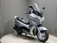 Honda Fes SILVERWING 2008 ONLY 415 MILES 1 OWNER MOT OCTOBER 2027 125CC 2