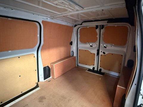 Vauxhall Vivaro 1.5 Vivaro F2900 Prime 5dr 9
