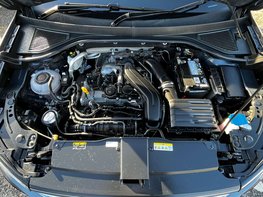Volkswagen T-Roc 1.5 T-Roc R-Line TSI Semi-Auto 5dr 7