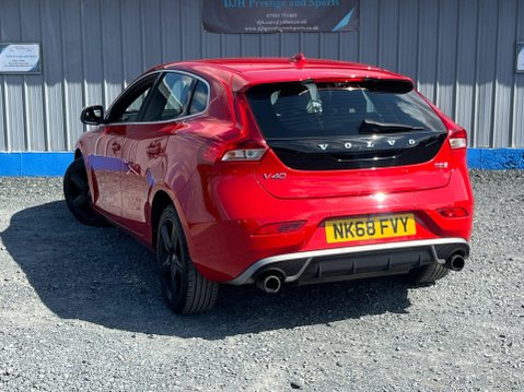 Volvo V40 2.0 T2 R-Design Euro 6 (s/s) 5dr 52