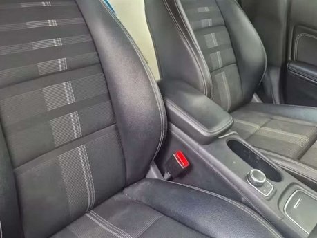 Mercedes-Benz CLA Class 1.6 CLA180 Sport Coupe 4dr Petrol 7G-DCT Euro 6 (s/s) (122 ps) 23