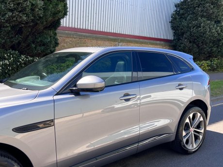 Jaguar F-Pace 2.0 D200 MHEV R-Dynamic HSE Auto AWD Euro 6 (s/s) 5dr 15