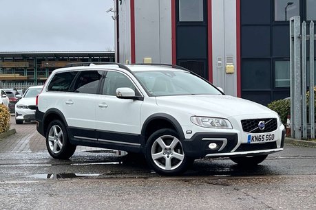 Volvo XC70 2.4 D5 SE Lux Estate 5dr Diesel Auto AWD Euro 6 (s/s) (220 ps) 13