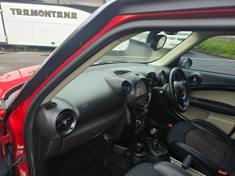 Mini Countryman COOPER 7