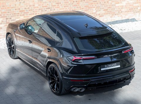 Lamborghini Urus 9