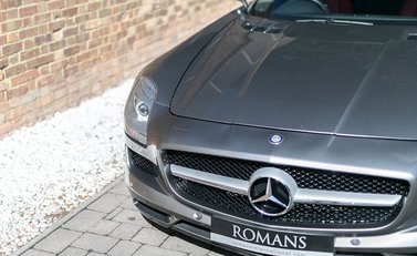 Mercedes-Benz SLS AMG 21