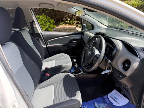Toyota Yaris 1.5 VVT-i Icon Euro 6 5dr 11