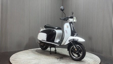 Royal Alloy GT 125 i Scooter Petrol CVT Euro 4 (10 ps)