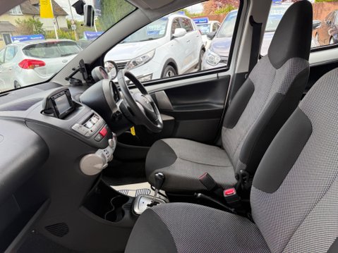 Toyota Aygo 1.0 VVT-i Move MultiMode Euro 5 5dr 31