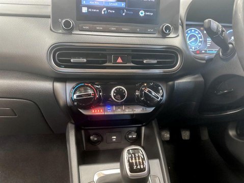 Hyundai KONA 1.0 T-GDi MHEV SE Connect SUV 5dr Petrol Hybrid Manual Euro 6 (s/s) (120 ps 18