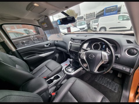 Nissan Navara DCI TEKNA SHR DCB 8