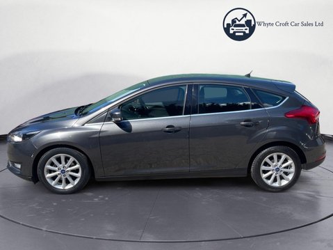 Ford Focus 1.0T EcoBoost Titanium Euro 6 (s/s) 5dr 4