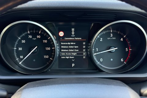 Land Rover Discovery TD6 HSE LUXURY 43