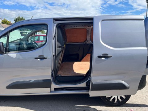 Citroen Berlingo 1.5 Berlingo 1000 Enterprise Blue HDi S/S 33