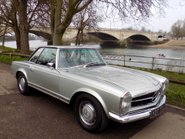 Mercedes-Benz SL Series 280 SL Pagoda (W113) 1