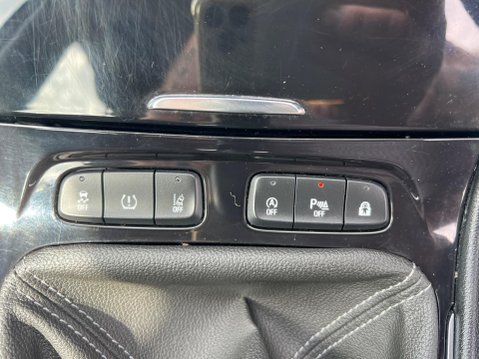 Vauxhall Grandland X 1.2 Turbo SE Euro 6 (s/s) 5dr 35