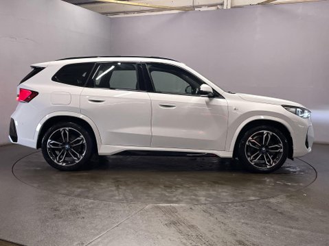 BMW iX1 30 66.5kWh M Sport SUV 5dr Electric Auto xDrive (11kW Charger) (313 ps) 1 O 9