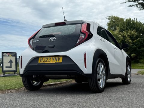 Toyota Aygo X VVT-I PURE 933 MILES 39