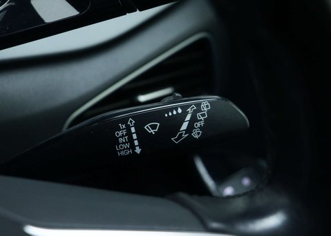Volkswagen ID.3 Pro Performance 58kWh Business Hatchback 5dr Electric Auto (204 ps) 44