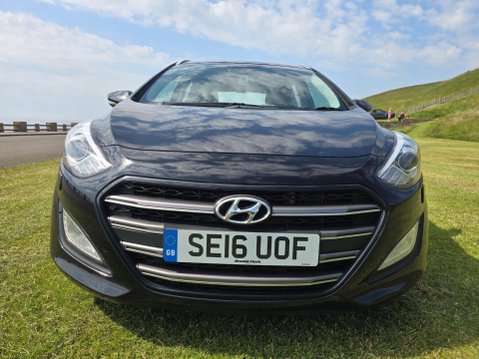 Hyundai i30 1.6 CRDi Blue Drive Premium Tourer DCT Euro 6 (s/s) 5dr 2