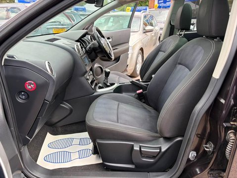 Nissan Qashqai 2.0 n-tec 2WD Euro 5 5dr 19